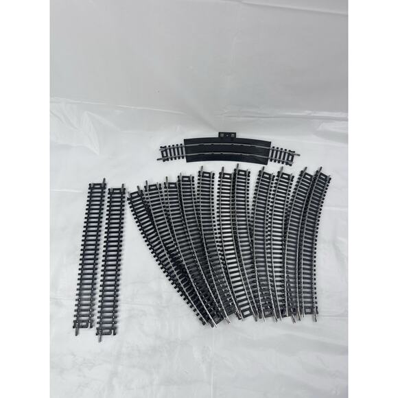 Tyco Train Track HO Scale 25671 18R Curve Terminal Rerailer Vintage 14pc Mixed - Picture 1 of 10